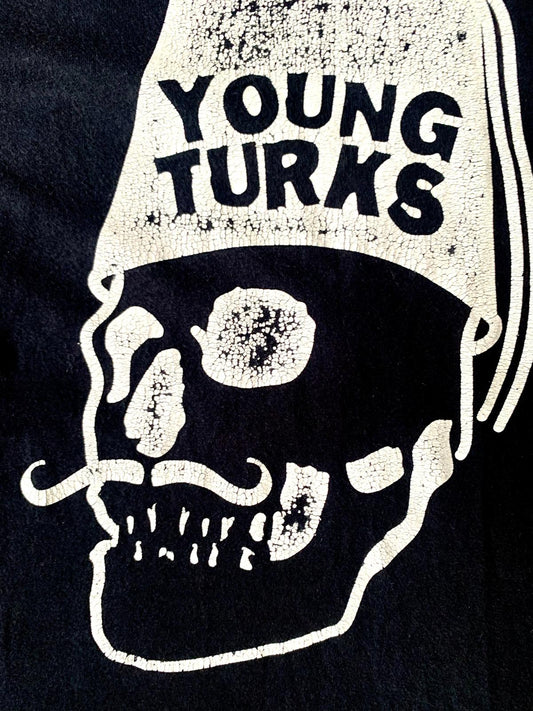Young Turks Label T-shirt