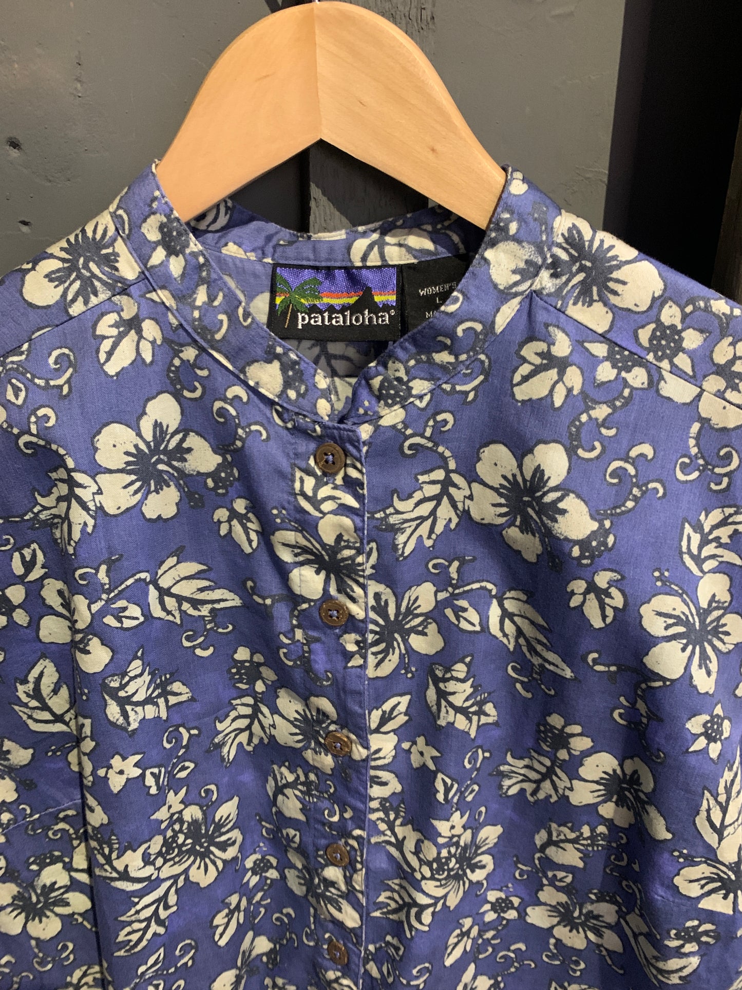 Pataloha Ladies Hibiscus Shirt